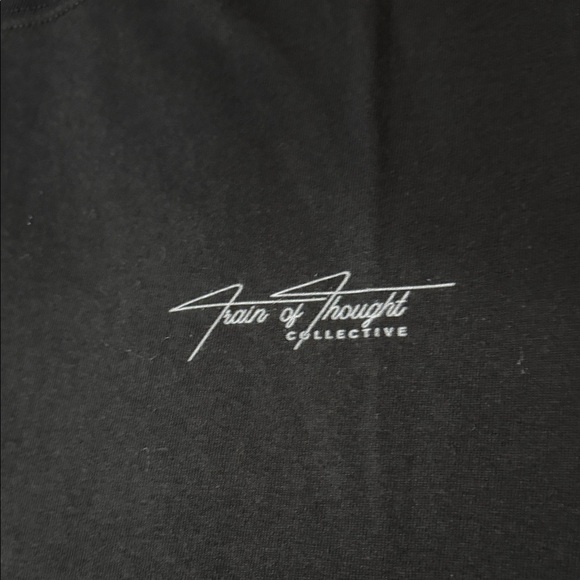 Kobe Vs Kobe  Black Tee - Picture 4 of 8